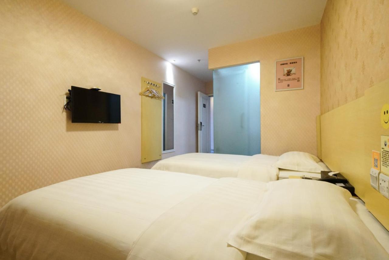 גואנגג'ואו Jia Mei Xin Holiday Hotel Baiyun Airport Branch מראה חיצוני תמונה
